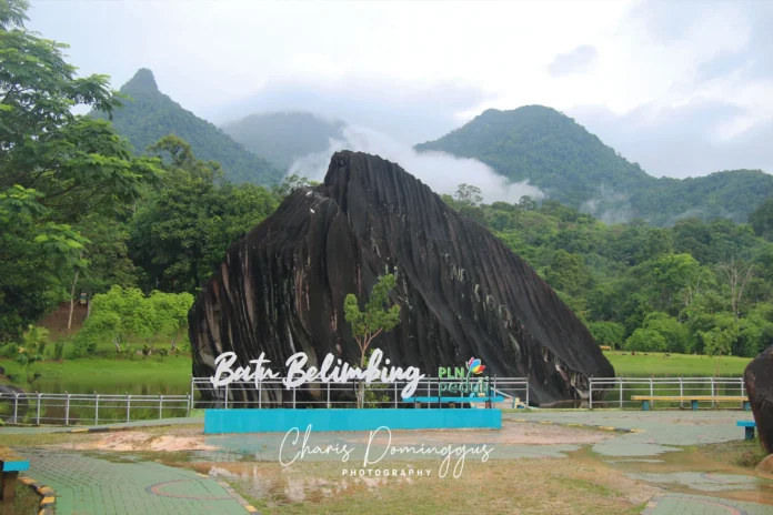 Batu Belimbing Singkawang Wisata Alam Yang Eksotis