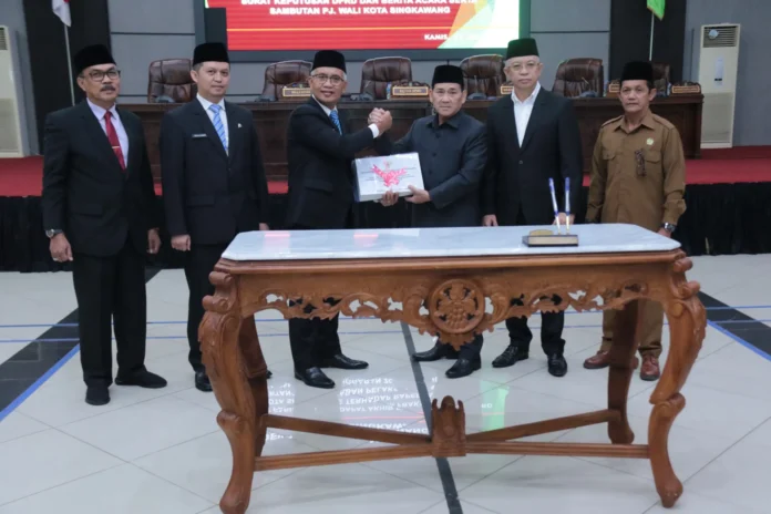 Pertanggungjawaban APBD 2023, DPRD Singkawang Laksanakan Rapat Paripurna