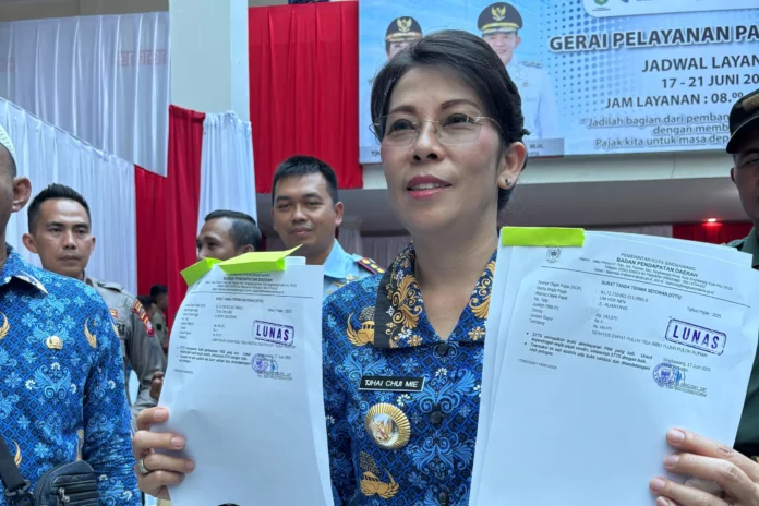 Warga Singkawang Bayar Pajak PBB Selama Pekan Pajak Daerah, Wali Kota Tegaskan Pentingnya Tertib Pajak