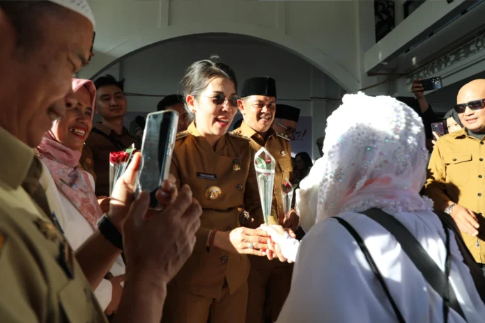 109 Jamaah Haji Singkawang, Kembali Dengan Selamat