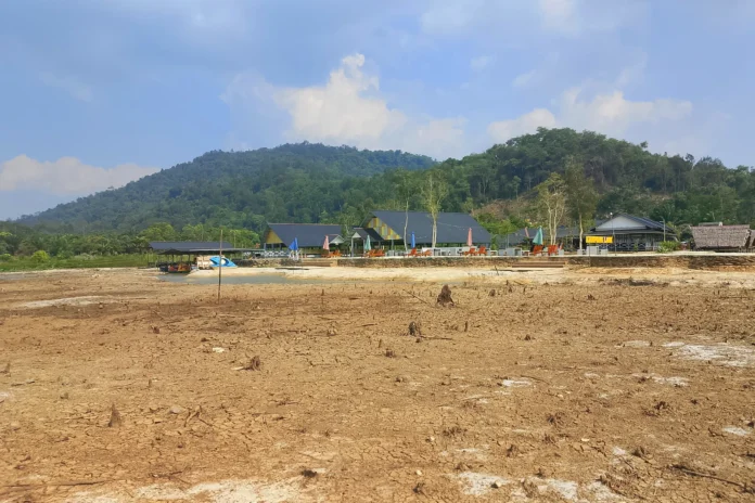 Danau Sebedang Kering, Akibat Kemarau Panjang