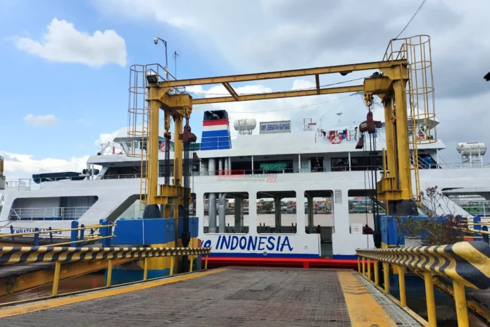 kapal-ferry-pontianak-kembali-beroperasi-23-oktober-2025 Kapal Ferry Pontianak Kembali Beroperasi 23 Oktober 2025