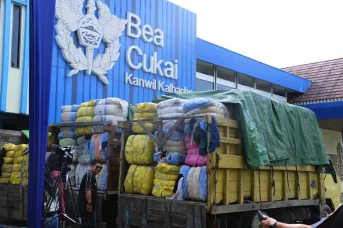Penyeludupan Pakaian Bekas Impor Capai Rp 52,9 Miliar